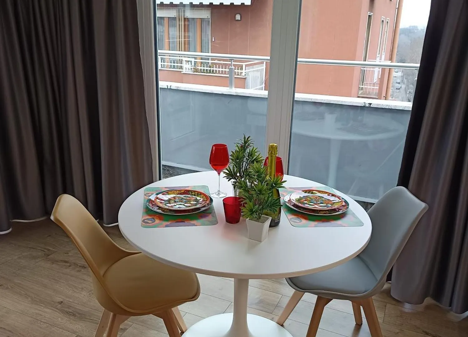 Sky View Apartment With Swimming Pool, Ac, Wifi, M2 Милан